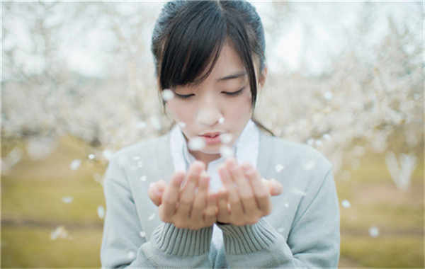 翠峦怀孕后验血多久可以知道男女(怀孕后多久可以验血检查出来)